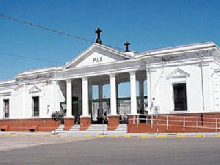 Pergamino: Abren la Biblioteca Municipal y habilitan el ingreso al publico en el Cementerio 
